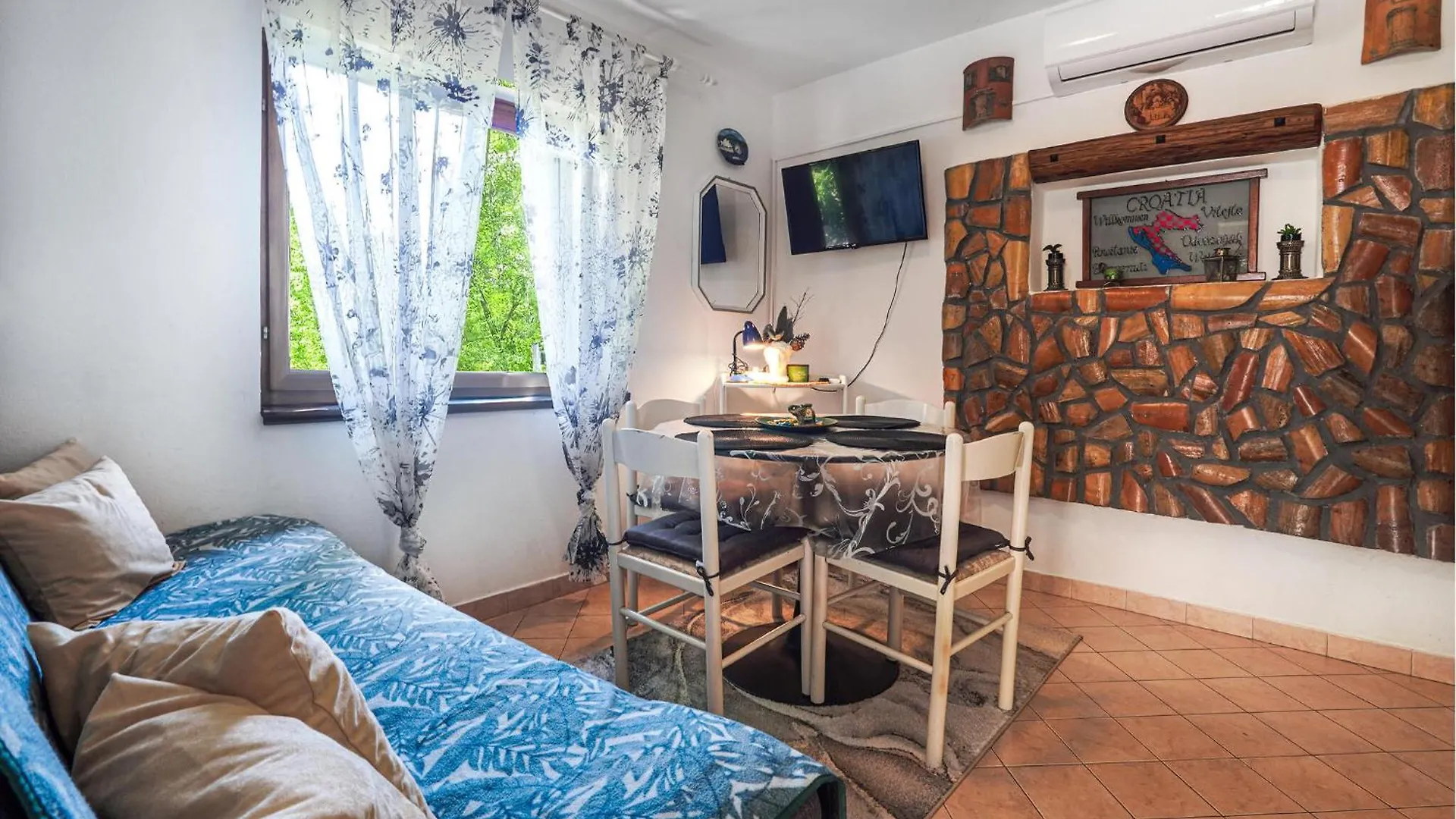 2 Bedroom Amazing Home In Opatija